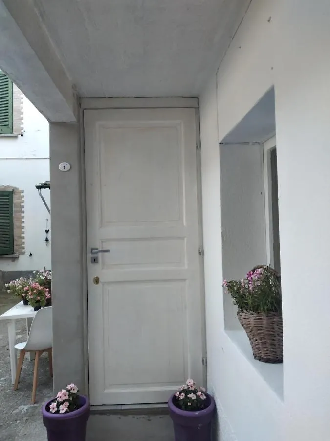 Lanzo In Corte Appartamento Lanzo dʼIntelvi Διαμέρισμα